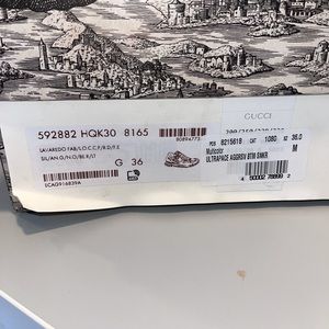 Womans Gucci shoes size 5 brand new